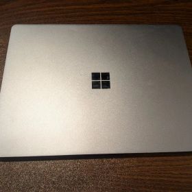 Microsoft Surface Laptop go