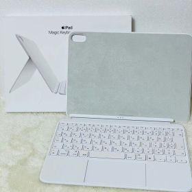 【新品同様品】iPad 第10世代 Magic Keyboard Folio