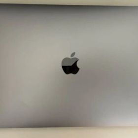 MacBook Air / M1 / 8GB / 256GB