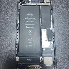 Apple iPhone 7 ブラック 本体 基盤