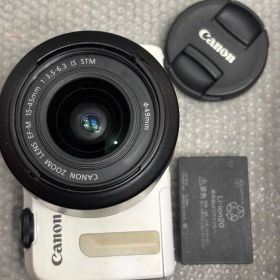 Canon EOS M2 26021311