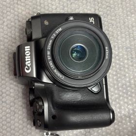Canon EOS M5 カメラ 26021421