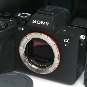 【中古】【良品】ソニー α7R V ILCE-7RM5 ボディ（センサー清掃済み） CA01-R4109-2K2 SONY Eマウント フルサイズ 5軸手ブレ補正 EVF 中古