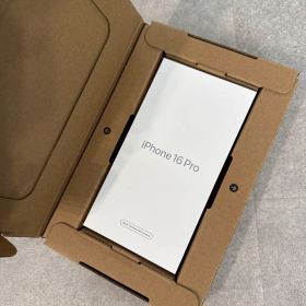 iPhone 16 Pro 256GB 整備済み品 デザートチタニウム