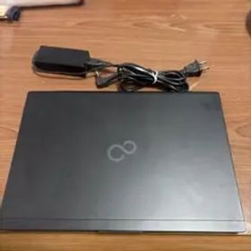 第8世代LIFEBOOK U939/B B5ノートPC Core i5 8GB①