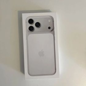 iPhone 17 Pro 2TB 新品 300,700円 中古 318,780円 | ネット最安値の