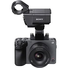 【中古】SONY(ソニー) APS-C Super35mm レンズ交換式 Cinema Line カメラ プロフェッショナルカムコーダー 動画 FX30 XLRハンドルユニット同梱モデル(レンズなし) ILME-FX30(ビデオカメラ)