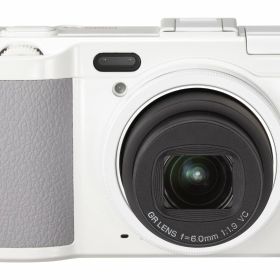 【中古】【非常に良い】RICOH デジタルカメラ GR DIGITAL IV ホワイトエディション
