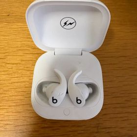 Beats by Dre FRAGMENT Beats Fit Pro