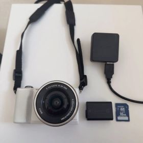 【本日限定価格】SONY α5000 ミラーレス一眼カメラ