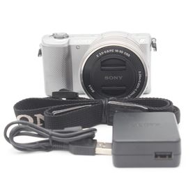 ソニー(SONY)のSONY α5000 パワーズームレンズキット シルバー(ミラーレス一眼)