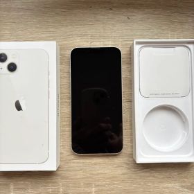 Apple iPhone 13 ホワイト 本体 箱付き