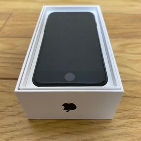 アップル(Apple)の【送料無料】iPhone7 ブラック 32GB 83% SIMフリー【匿名配送】(スマートフォン本体)