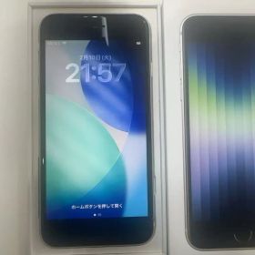 中古 iphoneSE 第３世代 64GB ホワイト simフリー