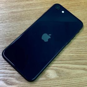 J8 SIMフリー iPhoneSE 第3世代 64GB おまけ付き