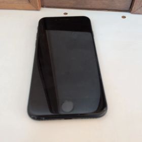 Apple iPhone SE (第3世代) ブラック 本体 64GB