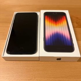 Apple iPhone SE (第3世代) 本体