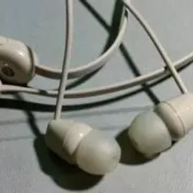 ソニー(SONY) ワイヤレスイヤホン WI-C100:Bluetooth対応