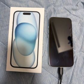 M*i様 Apple iPhone 15 ホワイト 本体 値下げ◎