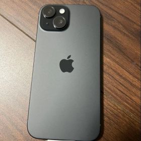 Apple iPhone 15 128GB ブラック