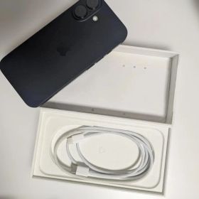 [New] iPhone 16 ブラック（箱と充電ケーブル付き）