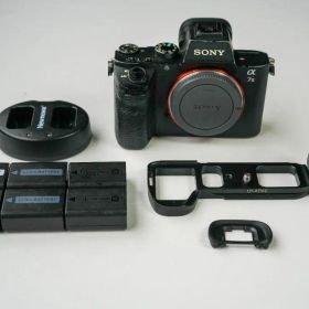 SONY α7II ミラーレス一眼カメラ ボディ 電池 ソニー おまけあり