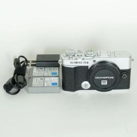 [美品 | シャッター数531回｜バッテリー2個付] OLYMPUS PEN E-P7 [ボディ シルバー] | マイクロフォーサーズマウント