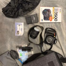 Nikon D3500 デジタル一眼レフカメラ SD付き