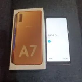 Samsung Galaxy A7 ゴールド 本体
