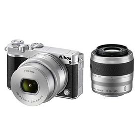 【中古】「非常に良い」Nikon ミラーレス一眼 Nikon1 J5 ダブルズームキット シルバー J5WZSL(ミラーレス一眼)