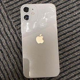 Apple iPhone 12 ホワイト本体