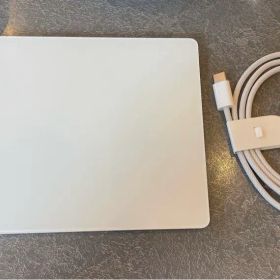 美品 Apple Magic Trackpad 2 本体 ケーブル
