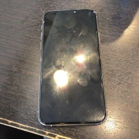 Apple iPhone 11 Pro シルバー 本体