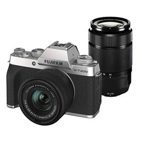 【中古】「非常に良い」富士フイルム(FUJIFILM) ミラーレス一眼カメラ X-T200ダブルズームレンズキット シルバー X-T200WZLK-S(ミラーレス一眼)