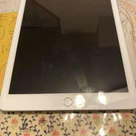 ipad第6世代 Wi-Fi+cellular 32GB