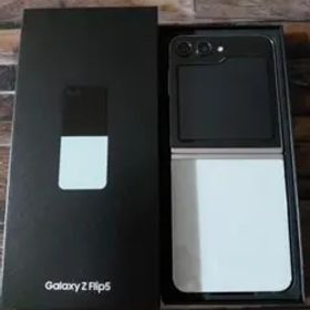 Samsung Galaxy Z Flip5 ミント