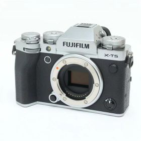 【中古】 《良品》 FUJIFILM X-T5 ボディ シルバー [ デジタルカメラ ]