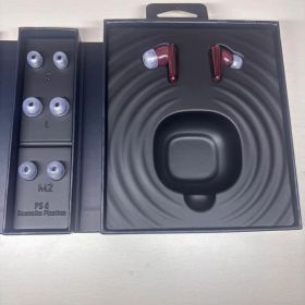 ANKER soundcore Liberty4 ワインレッド