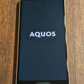 AQUOS スマートフォン 本体（SH-02M）