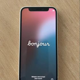 Apple iPhone 12 mini ホワイト 本体