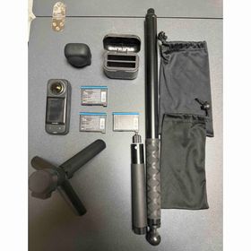 美品 insta360 X3 360度 豪華セット(ビデオカメラ)