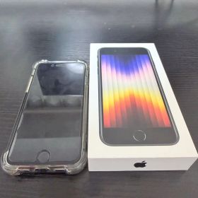 Apple iPhone SE (第3世代) ブラック 本体+カバー