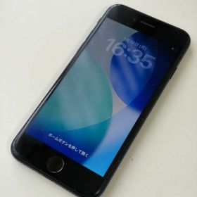 バッテリー新品 iPhoneSE第3世代64GB SIMフリー 美品
