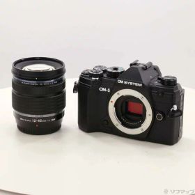 【中古】OM SYSTEM OM-5 12-45mm F4.0 PRO レンズキット ブラック 【269-ud】