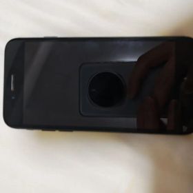 iPhone7 32GB ジェットブラック 利用制限◯ SIMロック解除済み