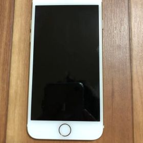 Apple iPhone 7 ゴールド 本体 simロック解除済み 32GB