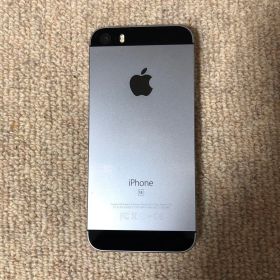 iPhone SE ウッドケース付き