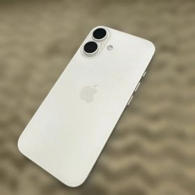 美品iPhone16 128GB SIMフリー ホワイト