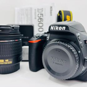 【美品・完動品】Nikon D5600 AF-P 18-55mm レンズキット