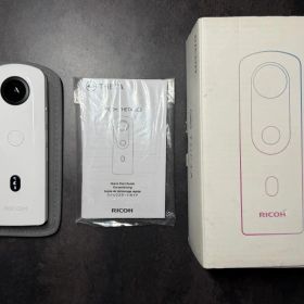 RICOH THETA SC2 白 360度カメラ 純正カバーセット 205